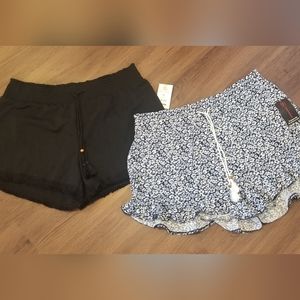 2 pairs of shorts